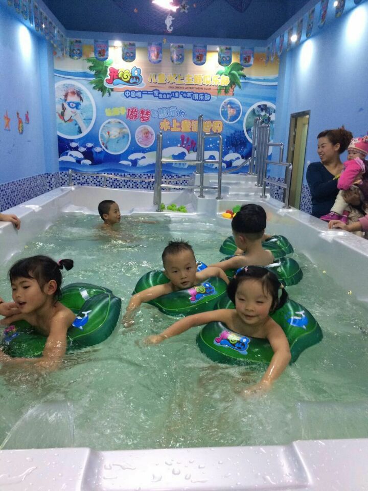 婴儿游泳馆加盟店怎么定期做活动