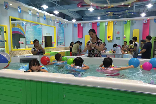 婴儿游泳馆至关重要的前期运营方式