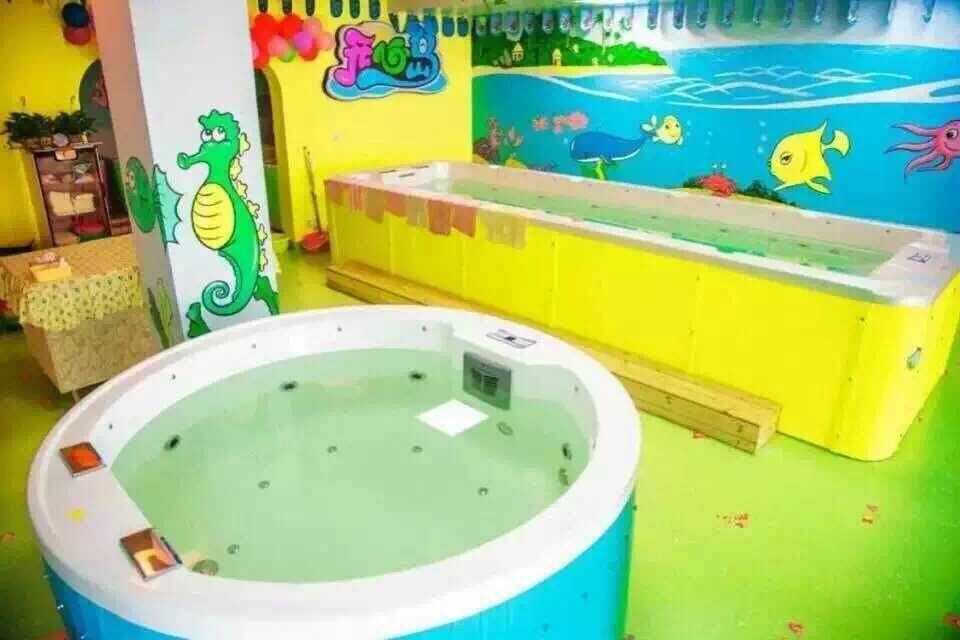 正规婴儿游泳馆连锁品牌应具备哪些条件
